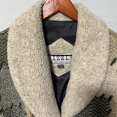 Vintage 90s IZZI Outerwear Women’s Sherpa Fleece Patchwork Toggle Jacket Size M - Image 1 of 4