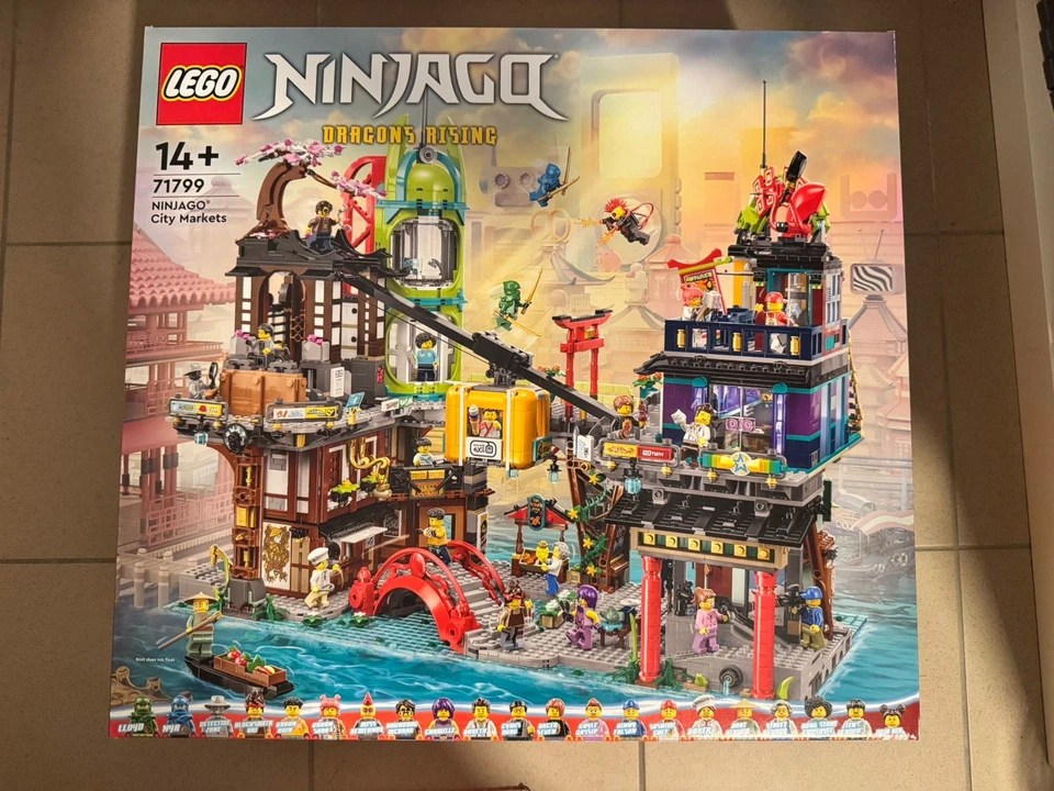 LEGO NINJAGO: I Giardini di NINJAGO City (71741) - Immagine 1 di 2