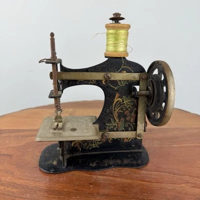 Vintage Tole Painted German Eagle Key Childs Toy Sewing Machine Hand Crank READ - Image 1 of 4