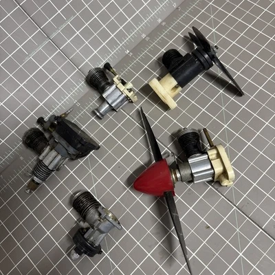 Vintage Model Airplane Engine, Model Airplane Engine Lot For Parts Or Project - Image 1 of 4