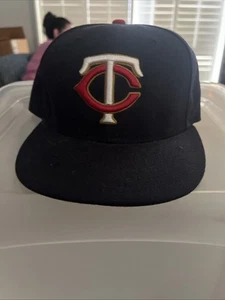 Minnesota Twins New Era 59FIFTY Low Profile On-Field MLB Hat Cap Navy Size 7 3/8 - Picture 1 of 4