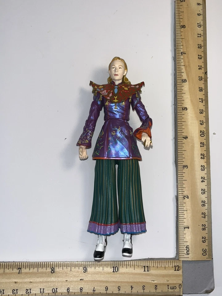 Figura de acción Alicia en el país de las maravillas a través del espejo Alicia Select Foto 1 de 1