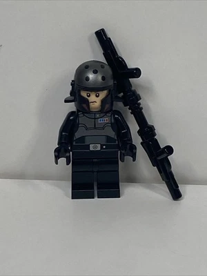 Lego Star Wars Agent Kallus Minifigure with Helmet 75083 / 75158 - Image 1 of 3
