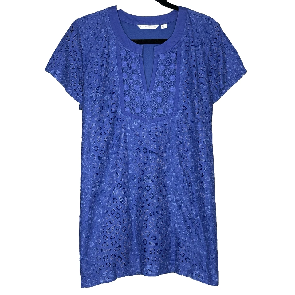 Camisa Isaac Mizrahi Grande Top Azul Sólida Manga Corta Cuello Redondo Dividido Encaje Sobre Foto 1 de 4