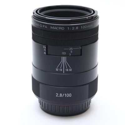 Pentax HD D FA Macro 100mm F/2.8 ED AW Black (Pentax K mount) #210 - Image 1 of 4