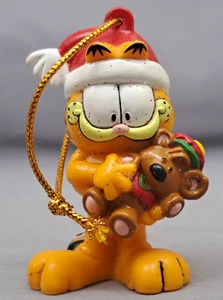 De Colección Garfield Navidad con Pooky Oso de Peluche Árbol Adorno Papá Noel Sombrero PATAS 2.5" - Imagen 1 de 6