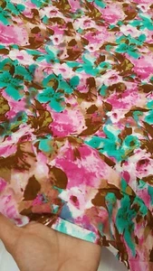 Vestido suave de tela de rayón challis por yarda rosa floral agua marrón flores - Imagen 1 de 12