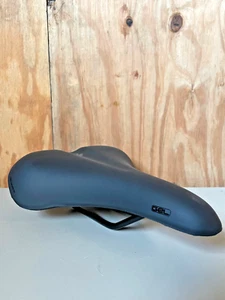 SPECIALIZED Body Geometry Comfort Gel eBike Como - Saddle New Take Off Part - Picture 1 of 3