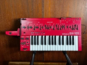 Roland SH-101 RARE RED COLOR monophonic bass synthesizer w/ MOD GRIP SH101 - Picture 1 of 11