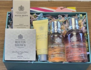 Molton Brown Rhubarb & Rose Body Care Set - Picture 1 of 4