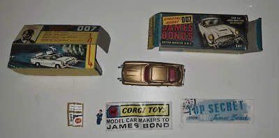 Original 1965 CORGI TOYS JAMES BOND ASTON MARTIN DB5 complete all extras - Image 1 of 4