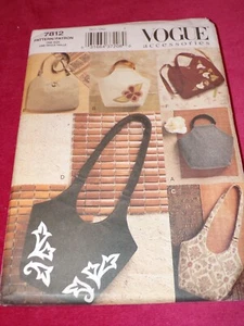 🌸  VOGUE #7812 - LADIES PURSE - PLASTIC HANDLED BAG - HANDBAG PATTERN  OZ  FF - Picture 1 of 2