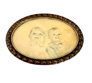 Antiker Kupfer Blatt & Beere Rahmen oval viktorianisch oder edwardianisch mit Babys 3 x 5 - Bild 1 von 7