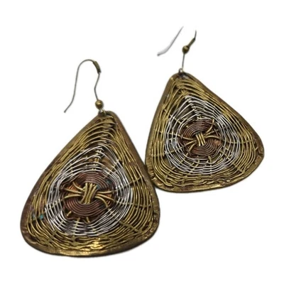 Brincos artesanais vintage feitos à mão envoltório de arame latão cobre tom prata 2,25 pol - Imagem 1 de 4