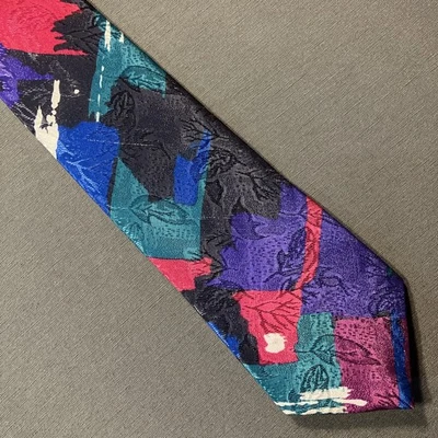 Hardy Amies Neck Tie Geometric Men's Leaf Foliage Colorful 4”x 57” - Image 1 of 4
