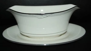 Barco Gravy Noritake Sterling Cove con placa inferior adjunta NUEVO - Imagen 1 de 3