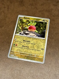 Applin 138/191 - Reverse Holo - Surging Sparks - Pokemon TCG - Bild 1 von 2