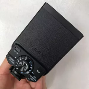 Panasonic DMW-FL200L top flash for Panasonic LX7 LX10 LX15 LX100 G9 G10 G90 G100 - Picture 1 of 7