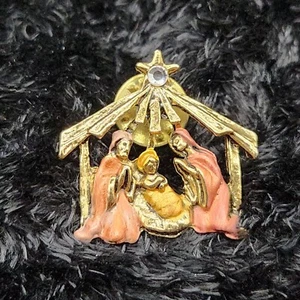 Nativity Lapel Pin Star Baby Jesus Christmas Gold tone Metal Clear Rhinestone - Picture 1 of 3