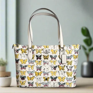 Coach Gallery Tote Butterfly White Signature Canvas CAR36 Shoulder Bag - Picture 1 of 11