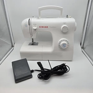 Singer Tradition Sewing Machine  2259 With Foot Pedal TESTED WORKING - Picture 1 of 16