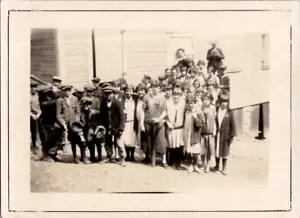 Parsons, Kansas School Children w Baseball Gloves Bats 1920s Vintage Photograph - Picture 1 of 2
