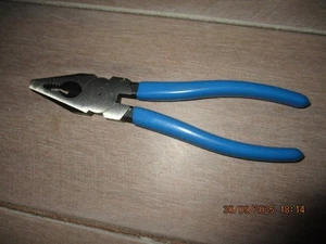 Gedore 8210-180 Kombinationszange Kombizange 180 mm NEU - Picture 1 of 4