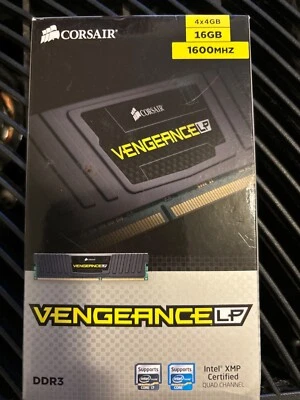 Corsair TW3X4G1333C9A XMS3 4GB (2x2GB) DDR3 1333 MHz (PC3 10666) Desktop Memory - Image 1 of 3