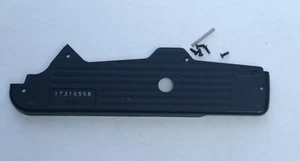 Minolta MAXXUM 3000i Bottom Cover Plate w Screws SLR 35mm Film Camera Parts - Picture 1 of 1