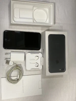 Apple iPhone 7 - 32GB - Negro (Libre) - Imagen 1 de 4