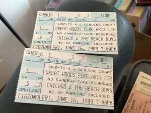 Beach Boys & Chicago 2 tacones de entradas para concierto el 16 de junio de 1989 en Great Woods - Imagen 1 de 1