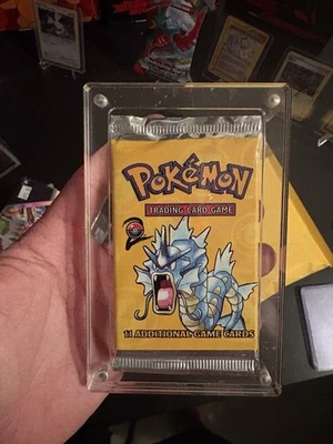 Pokemon Base Set 2 Booster Pack Selado Novo - Imagem 1 de 3