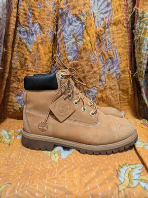 Timberland Clásicas Botas de Cuero Nobuck Con Cordones Bronceado Trigo Jóvenes Niños Talla 5.5 Foto 1 de 4