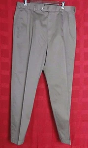 Jos. A. Bank Traveler Collection Brown Cotton Pleated Men's Chinos Sz 36W x 29L - Picture 1 of 3