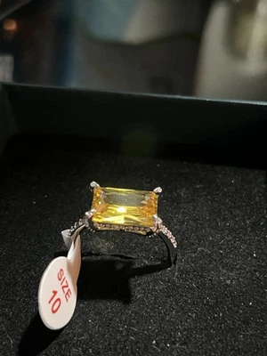 Anillo Bomb Party Talla 10 Topacio Amarillo Circonita cúbica Chapado en Rodio Foto 1 de 4