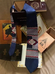 Tabasco Co Silk Tie Blue Silver McIlhenny Co Pepper Sauce Blue Bold Distinctive - Picture 1 of 3