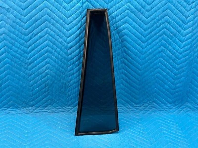 Ventilación de puerta trasera Lexus GX470 vidrio fijo lado del pasajero 68123-60250 2003-2009 OE Foto 1 de 4