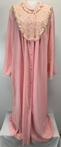 Vtg Gossard Artemis Heavy Robe Sz 3X Pink 60’s Lace Bib Great Buttons Long - Picture 1 of 11