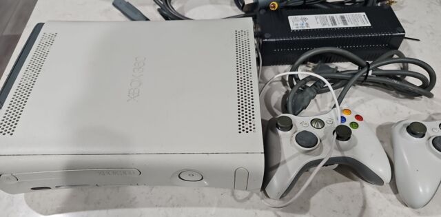 G1 - Edição limitada do Xbox 360 na cor branca chega ao Brasil em