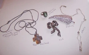 vtg sterling silver pins chains pendant Wedgwood ring lot bow leaf pin slid 39g - Imagen 1 de 11