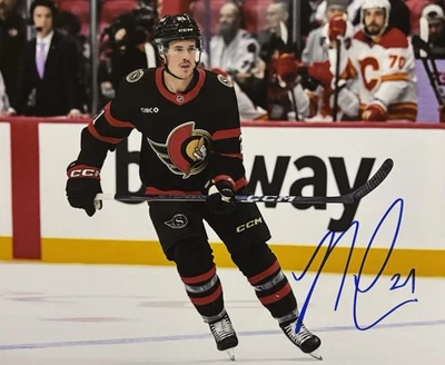 ¡Foto 8x10 firmada por Nick COUSINS! ¡Senadores de Ottawa! Con certificado de autenticidad Foto 1 de 2