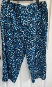 Valerie Stevens Women's Blue Floral Print Flat Front Capris Side Zip Size 16 - Picture 1 of 5
