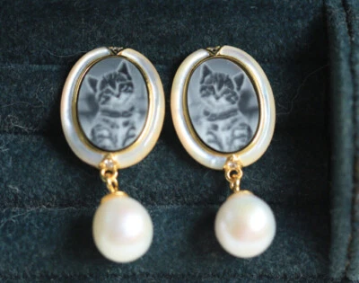 D18 Ohrringe Perle Kätzchen Perlmutt schwarzer Achat Silber 925 vergoldet  - Bild 1 von 4