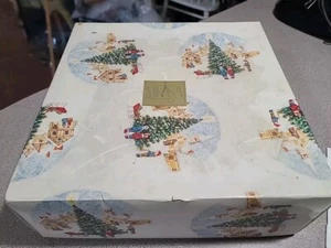Mikasa Bone China Merry Christmas Plate, Cup & Saucer In Original Box - Picture 1 of 12