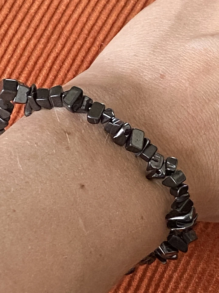 Pulsera elástica Hematite Chips Foto 1 de 1