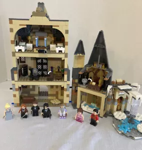 Lego Harry Potter Set Hogwarts Castle with 7 Minifigs - Picture 1 of 11