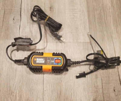 Black and & Decker BM3B Type 1 Battery Charger Maintainer 1.2A 6v/12v  NO CLAMPS - Image 1 of 4