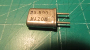 Radio Crystal 23.590 MHz Vintage - Zdjęcie 1 z 2