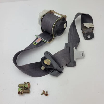 Conjunto de cinturón de seguridad trasero izquierdo Mitsubishi Montero Sport 2001 OEM gris con pernos Foto 1 de 3