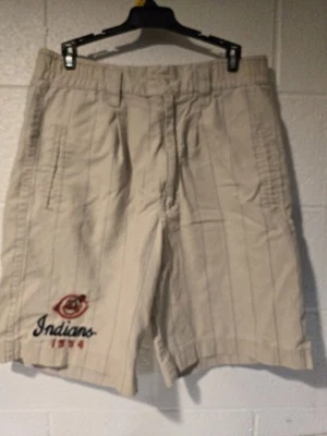 Mirage First String 克利夫兰印第安人队 1954 年短裤细条纹米色二手状况良好... — 第 1/4 张图片